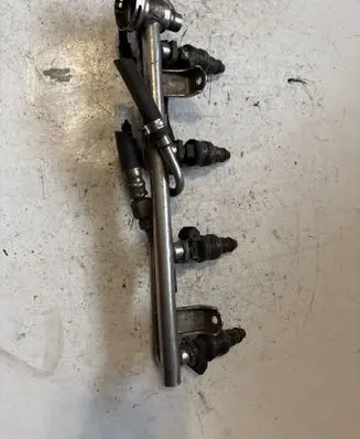 Audi A4 S4 B7 8E 8H Fuel main line pipe 058133681 054918