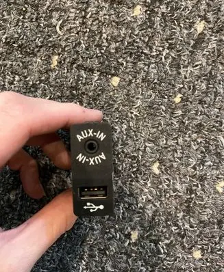 BMW 3 F30 F35 F31 AUX in-socket connector 9229247