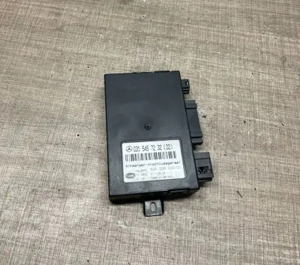 Mercedes-Benz C W203 Tow bar trailer control unit/module 0315457232 5DS00810201