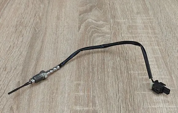 BMW 4 G22 G23 G24 G26 Exhaust gas temperature sensor 8596276