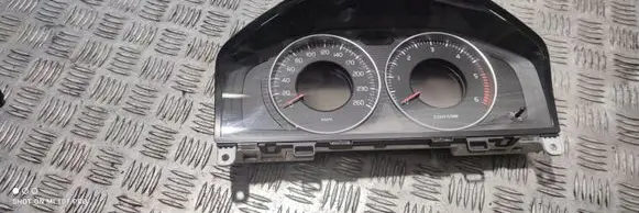 Volvo S60 Speedometer (instrument cluster) 31327581AA