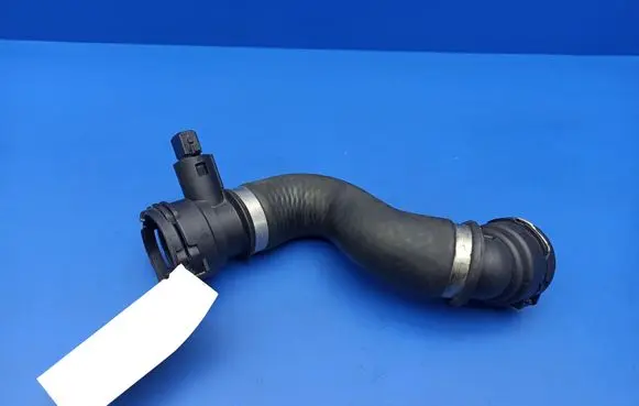 BMW 6 E63 E64 Engine coolant pipe/hose 7521778 1712752177801