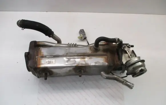 Isuzu D-Max EGR valve cooler 8983675001 RZ4E