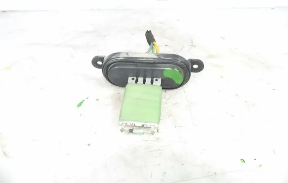Volkswagen Transporter - Caravelle T5 Heater blower motor/fan resistor 7E0959263C
