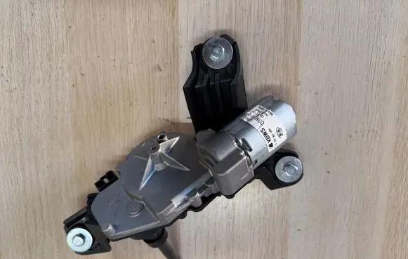 KIA Ceed Rear window wiper motor 98700J7000