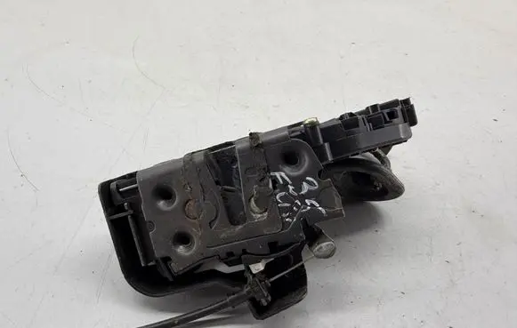 Ford Focus Front door lock 