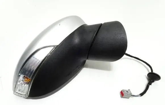 Ford Fiesta Front door electric wing mirror YHRATSJYGHD