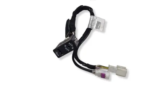 BMW 3 E90 E91 AUX in-socket connector 9243123