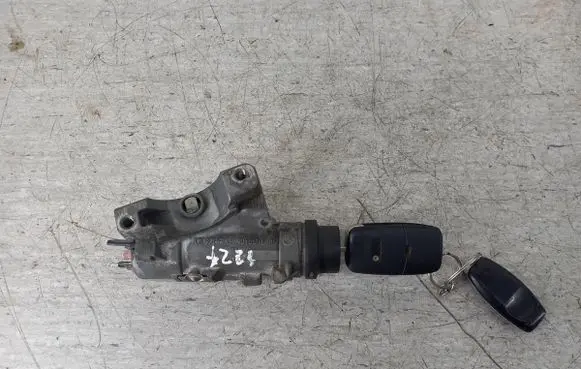 Audi A6 S6 C5 4B Ignition lock 480905851
