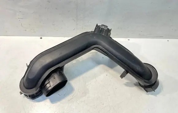 Seat Ibiza IV (6J,6P) Turbo air intake inlet pipe/hose 04C145673