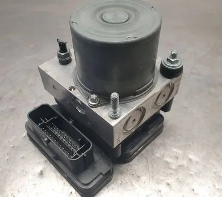 Volkswagen Polo V 6R ABS Pump 6C0614517M