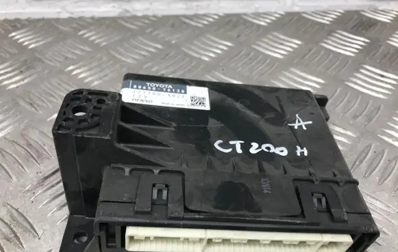 Lexus CT 200H Climate control unit 8865076130