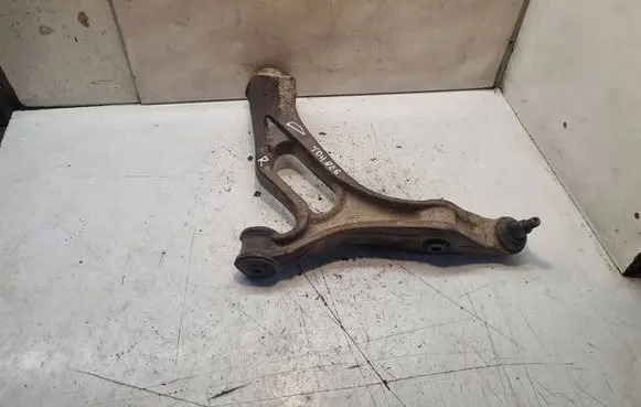 Front lower control arm/wishbone
