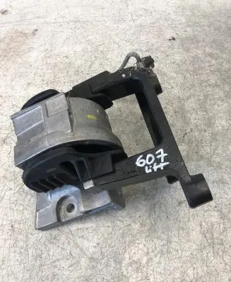 Peugeot 607 Engine mount bracket 322A39J
