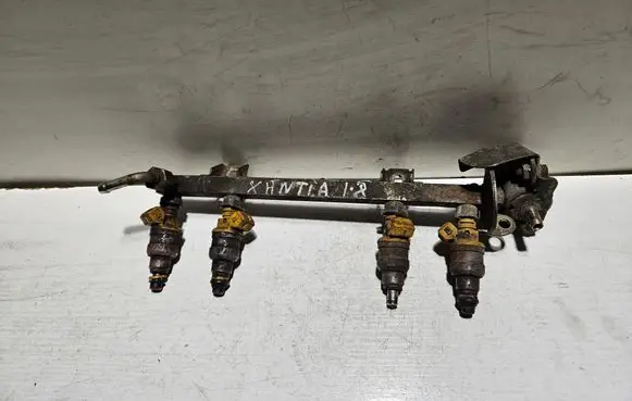 Citroen Xantia Fuel main line pipe 0280150762