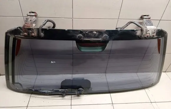 Honda CR-V Opening tailgate glass 