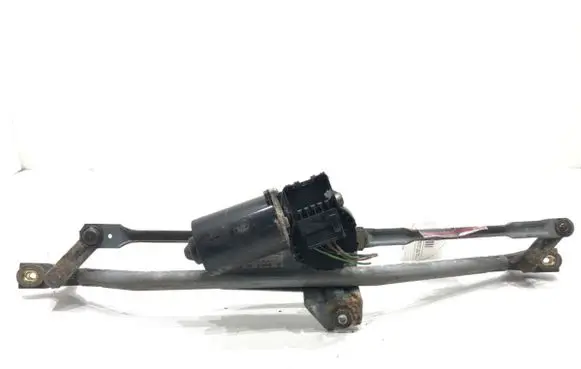 Front wiper linkage and motor