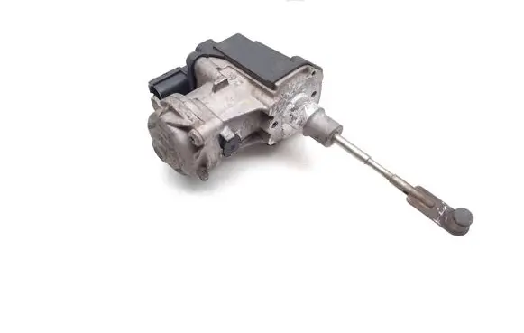Volkswagen Polo V 6R Turbine electric control actuator 04E145725AE