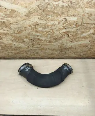 Porsche Cayenne (9Y0 9Y3) Air intake hose/pipe 4M0145737AS