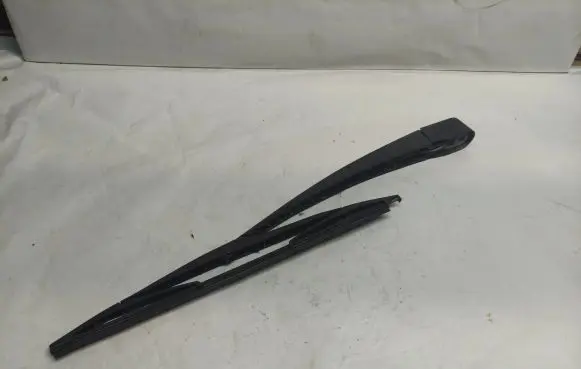 Mazda 3 I Rear wiper blade arm