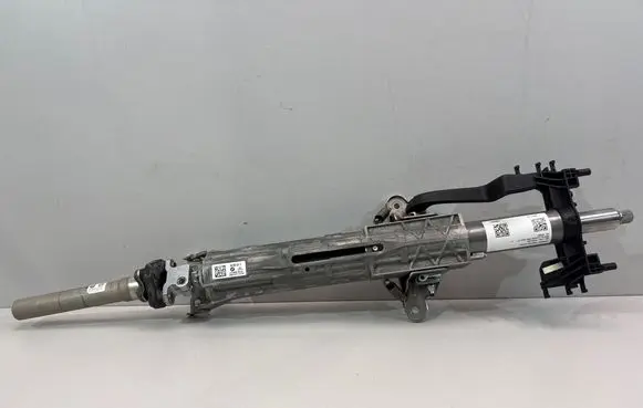 BMW 5 G30 G31 G38 Steering wheel axle 6896189