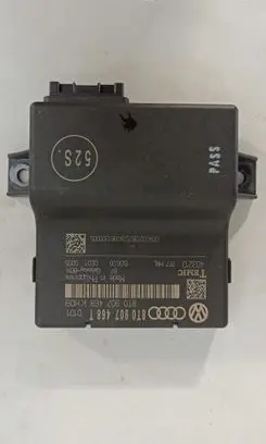 Audi A4 S4 B8 8K Gateway control module 8T0907468T