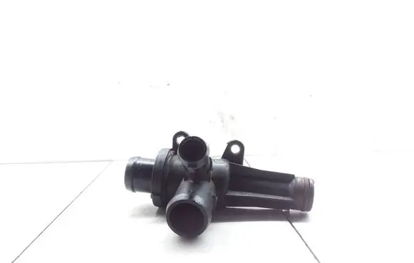 Mitsubishi Colt Thermostat housing A6392000315