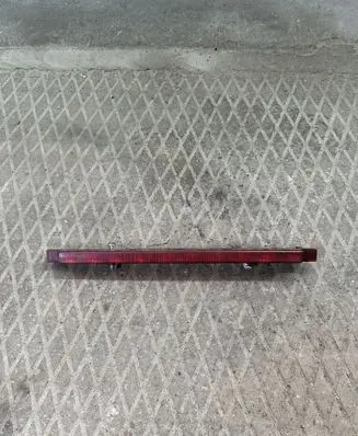 Audi A4 S4 B5 8D Third/center stoplight 8D9945097B 963080