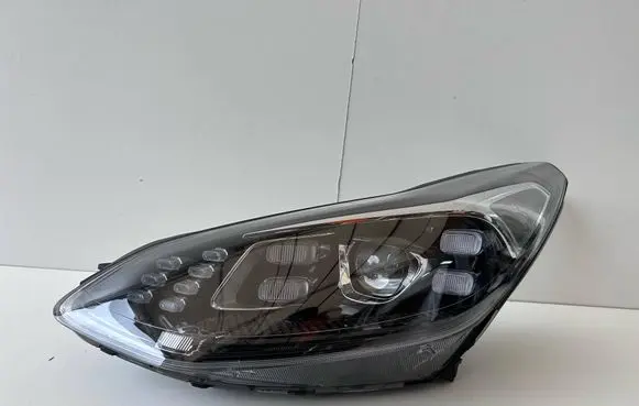 KIA Sportage Headlight/headlamp 92101F1500