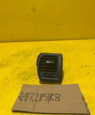 Skoda Fabia Mk2 (5J) Dashboard side air vent grill/cover trim 5J0819702