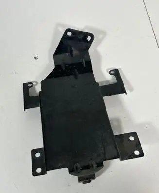 Porsche Cayenne (92A) Other engine bay part 7P0907645A