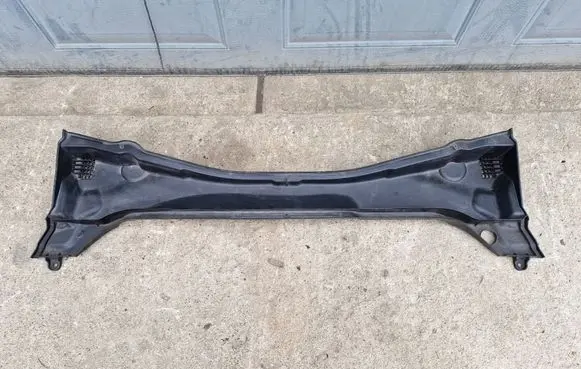 BMW X1 F48 F49 Wiper trim 51717350593 74850613 7350593