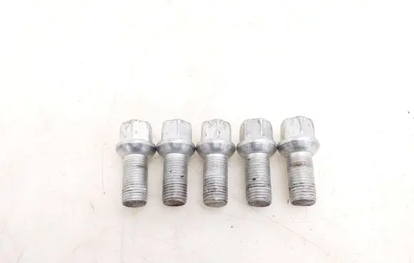 Volkswagen Tiguan Nuts/bolts 