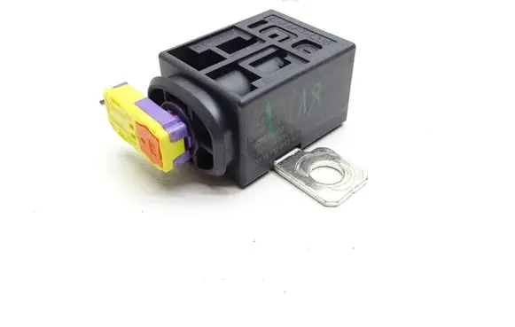 Audi A5 8T 8F Battery relay fuse 4F0915519