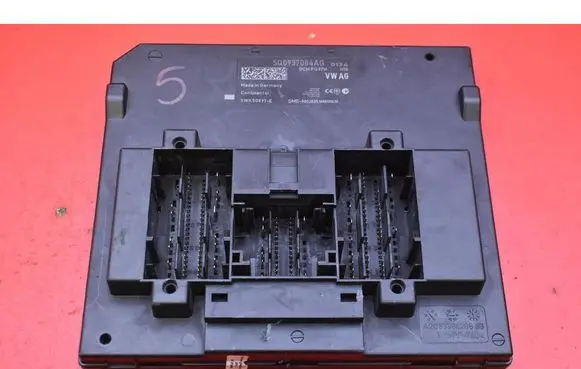 Skoda Octavia Mk3 (5E) Comfort/convenience module 5Q0937084AG