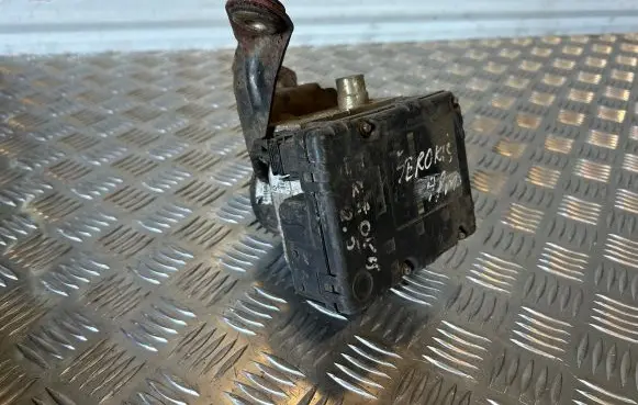 Jeep Cherokee ABS Pump 52128138 05118186101 12010008700