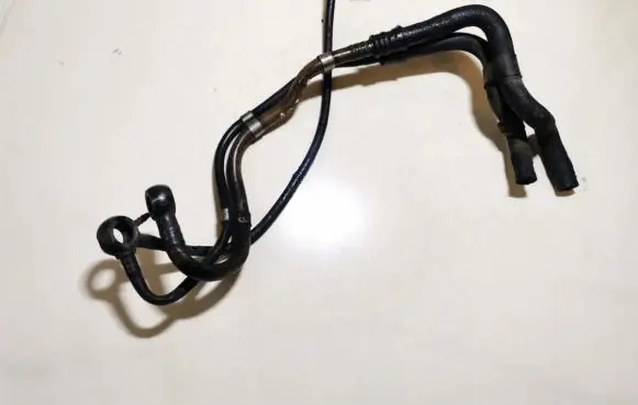 Audi A4 S4 B5 8D Fuel line/pipe/hose 