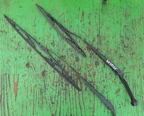 Mazda 626 Front wiper blade arm