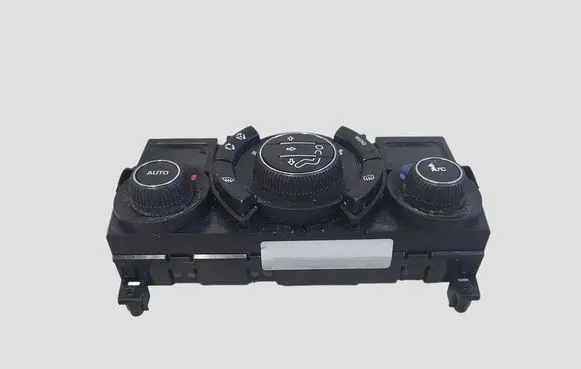 Peugeot 3008 I Climate control unit 96738322XT A2C37822600