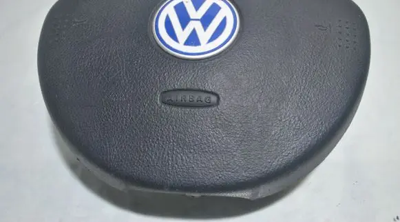 Volkswagen New Beetle Steering wheel airbag 1C0880201E