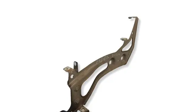 BMW 2 F45 Fender mounting bracket 7297201
