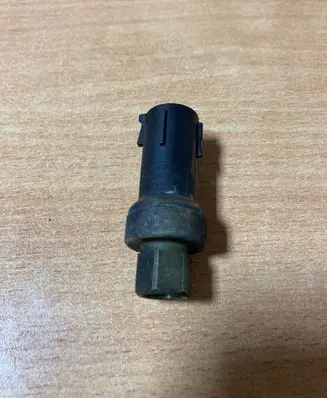 Air conditioning (A/C) pressure sensor
