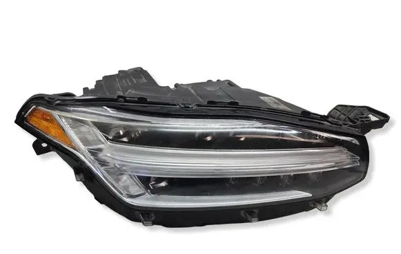 Volvo XC90 Headlight/headlamp 31468582