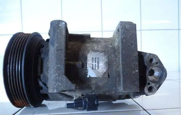 Nissan Micra Air conditioning (A/C) compressor (pump) 92600-1F700