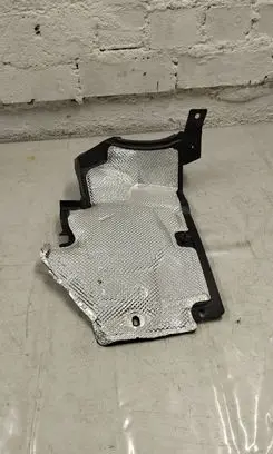 Jeep Grand Cherokee Heat shield in engine bay 