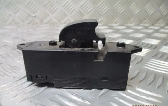 Mitsubishi Lancer Quarter vent window switch 