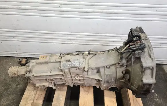 Subaru Outback Manual 5 speed gearbox TY758V1ABB 325323LY