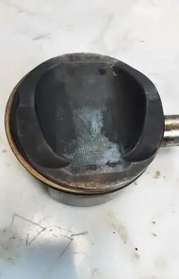 Piston