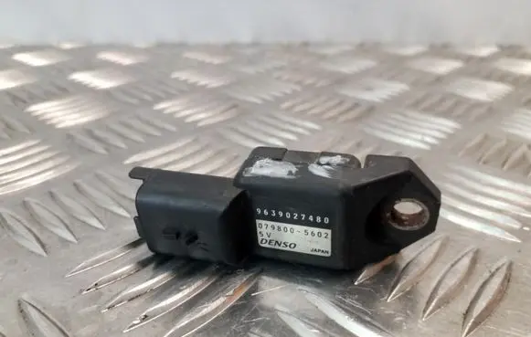 Ford Focus Air pressure sensor 9639027480 0798005602