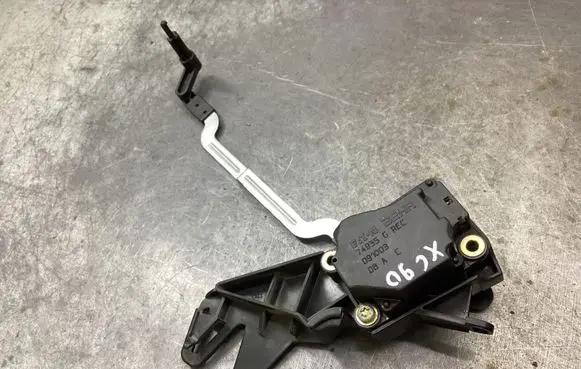 Volvo XC90 Air flap motor/actuator 74935G 091003